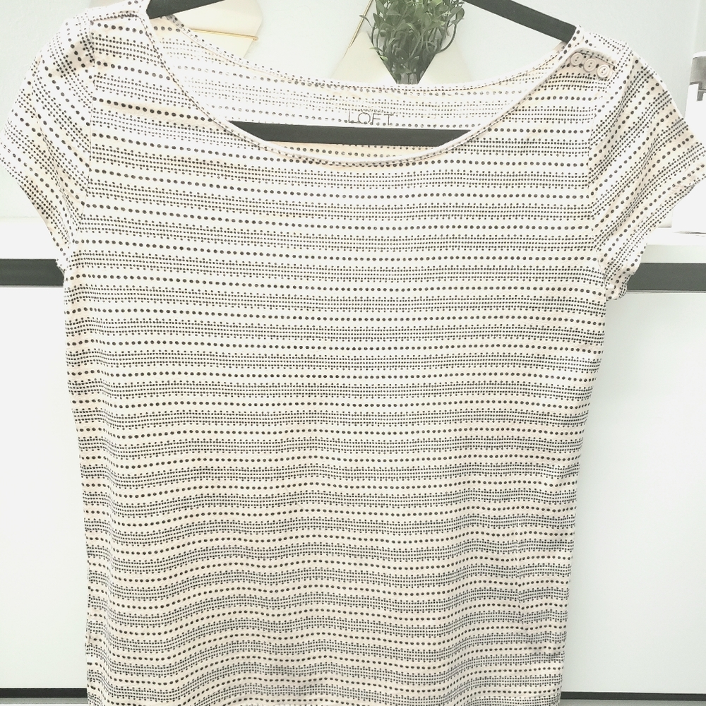 Ann Taylor loft blouse size small